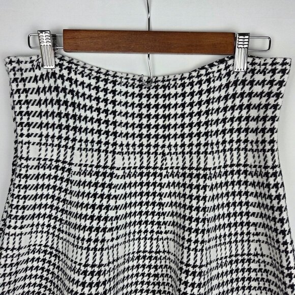 Classic Concepts Mini Skirt Sz Large Houndstooth ALine Pullon Black White Preppy - Picture 3 of 8